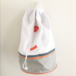 FitKicks Stylish “Throwback” Pool bag